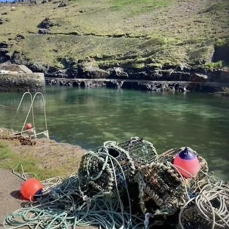 Holiday home Zen Den Cornwall *